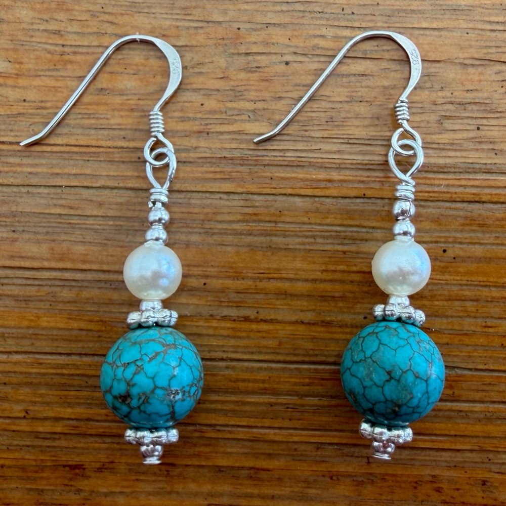 Turquoise Howlite and Pearl Handmade Earrings on .925 Sterling Silver Hooks